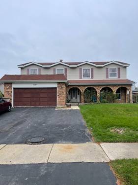 1120 W Byron, Addison, IL 60101