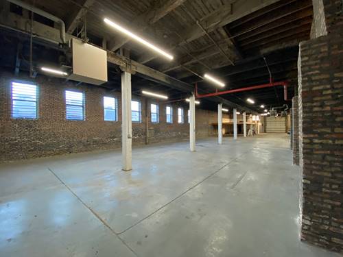 2950 W Carroll Unit 1E, Chicago, IL 60612