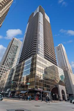 10 E Ontario Unit 3705, Chicago, IL 60611