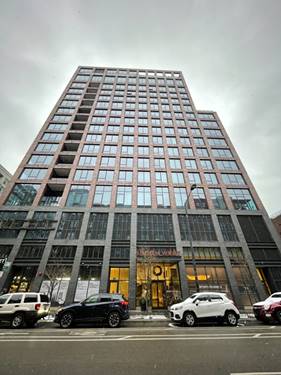 939 W Washington Unit W303, Chicago, IL 60607
