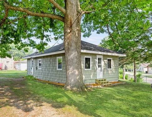 42328 N Oak, Antioch, IL 60002