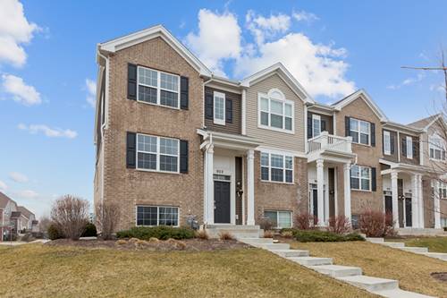 902 Charlton, Naperville, IL 60563