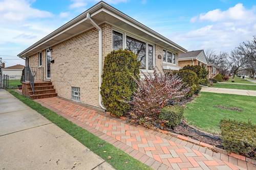 4844 N Nordica, Chicago, IL 60656