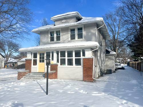 416 Delia, Batavia, IL 60510