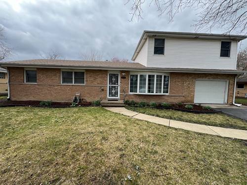 436 Springhill, Roselle, IL 60172