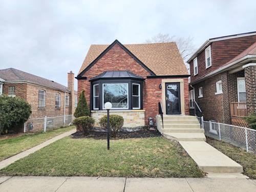 8246 S Woodlawn, Chicago, IL 60619