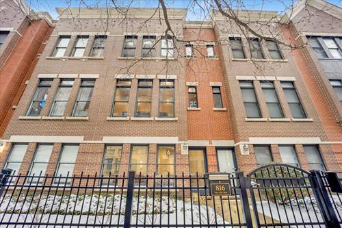 816 W 15th, Chicago, IL 60608