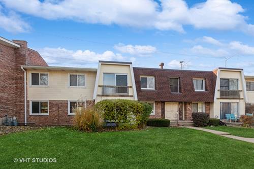 6818 Roberts Unit 4, Woodridge, IL 60517