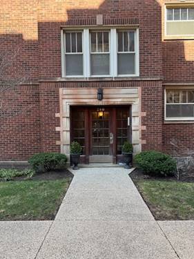 240 S Maple Unit G, Oak Park, IL 60302