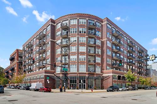 1000 W Adams Unit 207, Chicago, IL 60607