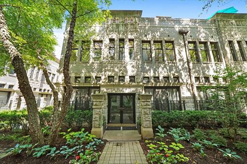 950 N Clark Unit L, Chicago, IL 60610