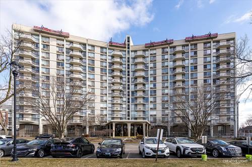 20 N Tower Unit 4G, Oak Brook, IL 60523