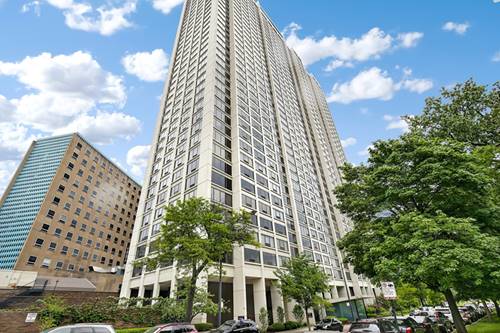 2800 N Lake Shore Unit 3411, Chicago, IL 60657