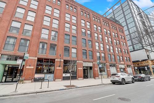 225 W Huron Unit 213, Chicago, IL 60654