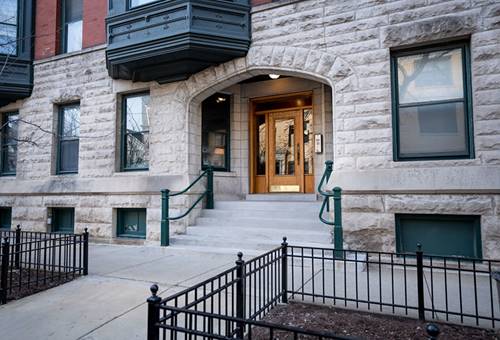 2354 N Cleveland Unit 2, Chicago, IL 60614