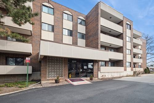 9240 Gross Point Unit 110, Skokie, IL 60077