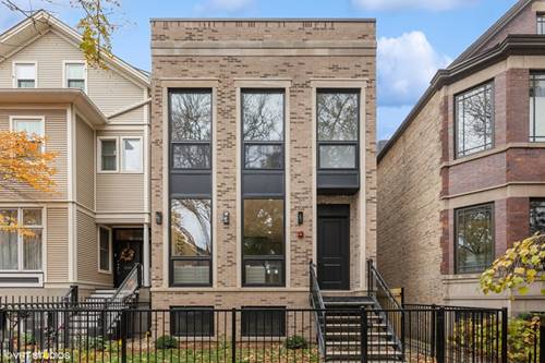 1541 W Nelson, Chicago, IL 60657