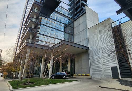 860 W Blackhawk Unit 1403, Chicago, IL 60642