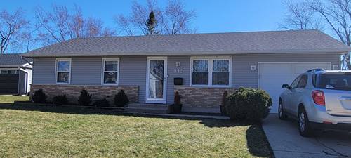815 Robinson, Streamwood, IL 60107