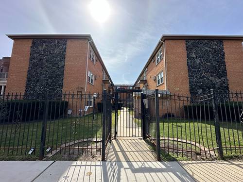 1727 W Touhy Unit 5, Chicago, IL 60626