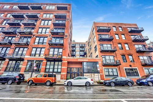 226 N Clinton Unit 723, Chicago, IL 60661