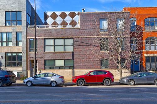 1424 W Grand Unit 1, Chicago, IL 60642