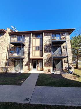 210 Klein Creek Unit 5E, Carol Stream, IL 60188