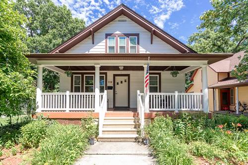 719 Singer, Lemont, IL 60439