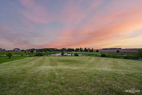 6368 Whitetail Ridge, Yorkville, IL 60560