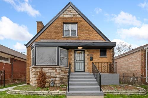 8252 S Woodlawn, Chicago, IL 60619