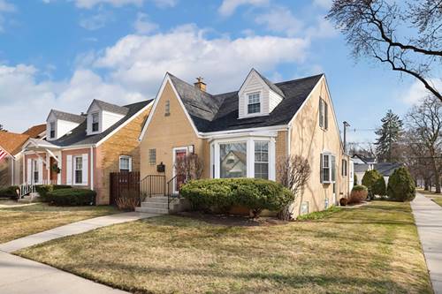 7135 N Mankato, Chicago, IL 60646