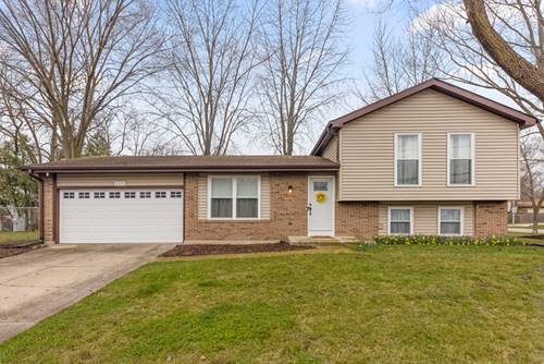 117 S River, Naperville, IL 60540