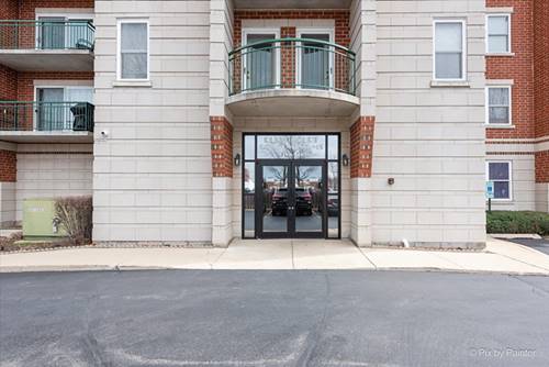 104 N Plum Grove Unit 202, Palatine, IL 60067