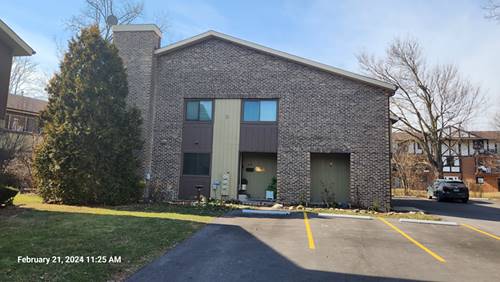 3 W Millstone Unit B, Palos Hills, IL 60465