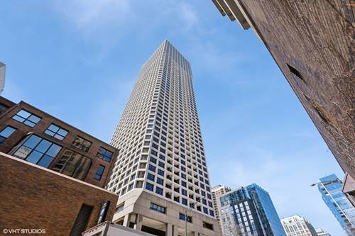 1030 N State Unit 11E, Chicago, IL 60611