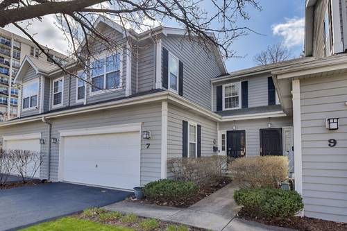 7 W Grove, Lombard, IL 60148