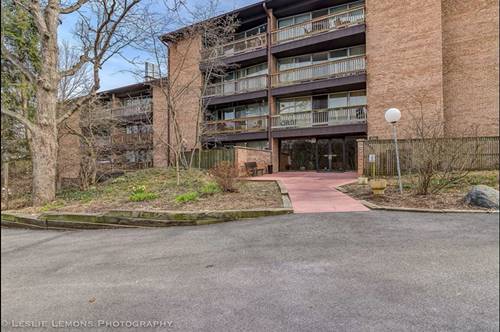 5700 Hillcrest Unit 3G, Lisle, IL 60532