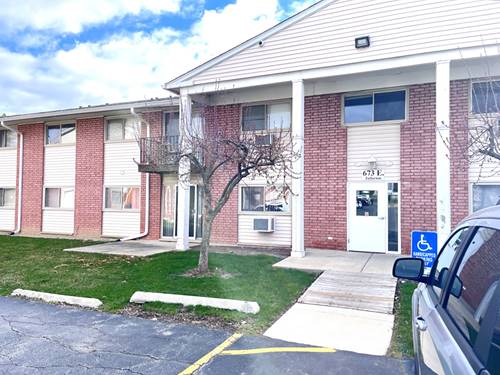 673 E Fullerton Unit 110, Glendale Heights, IL 60139