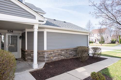 726 Woodewind Unit 5, Naperville, IL 60563