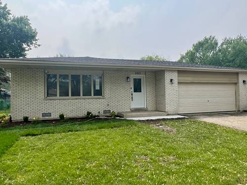 30W285 Bruce, Naperville, IL 60563