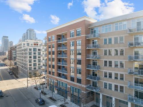 511 W Division Unit 305, Chicago, IL 60610