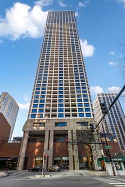 1030 N State Unit 20J, Chicago, IL 60610