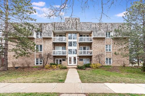 930 Rogers Unit 304, Downers Grove, IL 60515