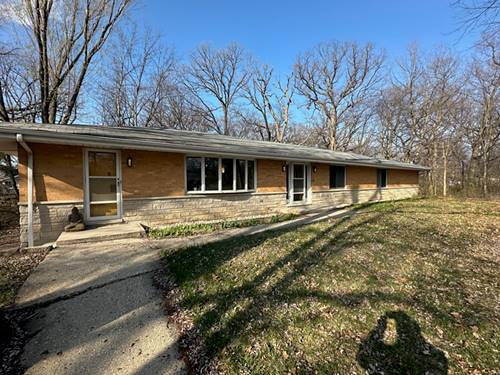 8S361 Palomino, Naperville, IL 60540