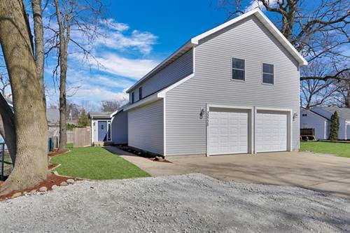33775 N Lake Shore, Grayslake, IL 60030