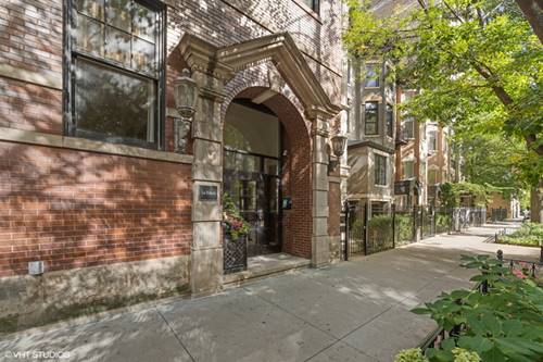 18 E Division Unit 3, Chicago, IL 60610