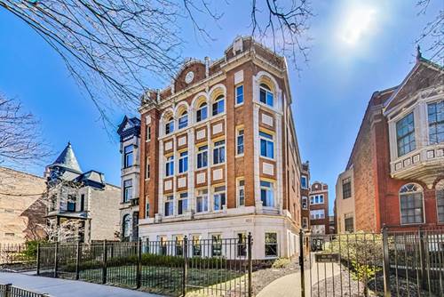 823 W Oakdale Unit 2B, Chicago, IL 60657