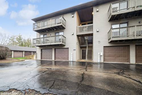 1820 W Highland Unit D, Elgin, IL 60123