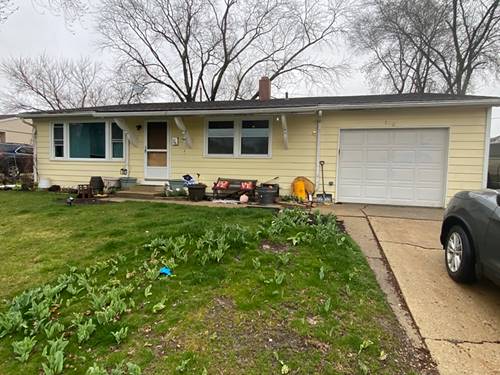 140 Golfview, Carpentersville, IL 60110