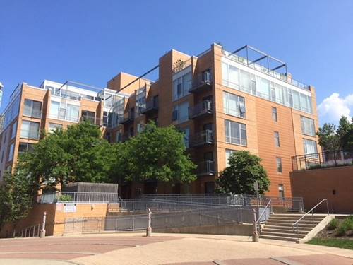 1720 Oak Unit 405, Evanston, IL 60201